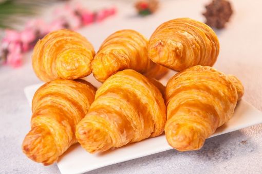 Picture of MINI CROISSANT AU FROMAGE X 6PCS